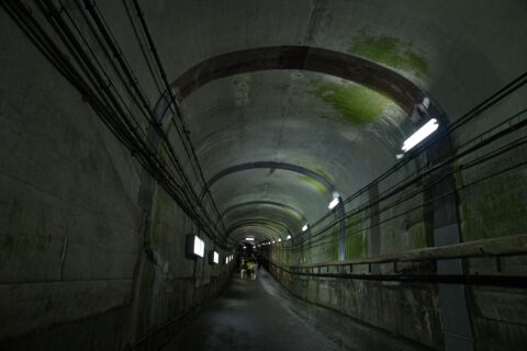 黒部ダム駅。所在地は富山県立山町。
