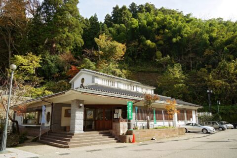 湯涌温泉。 所在地は石川県金沢市。