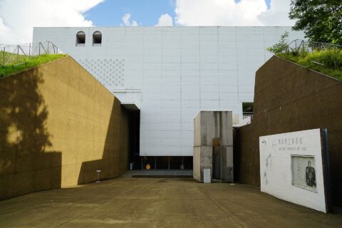 ​青森県立美術館。 所在地は青森県青森市。