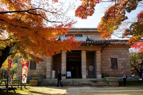 ​下関市立長府博物館。 所在地は山口県下関市。