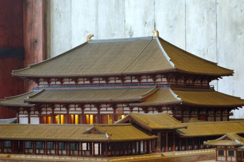 ​創建当時の東大寺金堂の模型。天沼俊一設計。東大寺金堂内に展示。