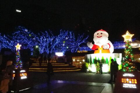 「2010 SENDAI光のページェント」における勾当台公園の「日立きになるサンタの公園」（日立製作所東北支社および東北・日立グループの協賛企画）。2002年より2012年までの11年間、毎回設置（2013年以降は設置せず）。