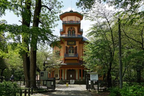 旧済生館本館。 所在地は山形県山形市。