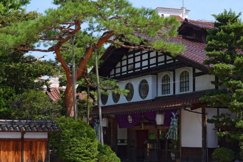 法師。 所在地は石川県小松市。