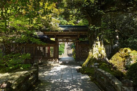 那谷寺。 所在地は石川県小松市。