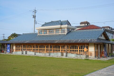 福井県芦原温泉、公共足湯「芦湯」