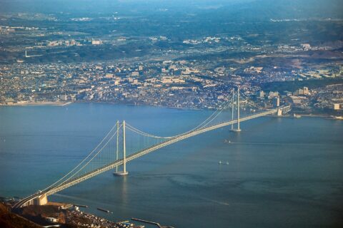 Picture of the Akashi Bridge in Kobe on December 2005 Picture taken by Kim Rötzel from an aircraft