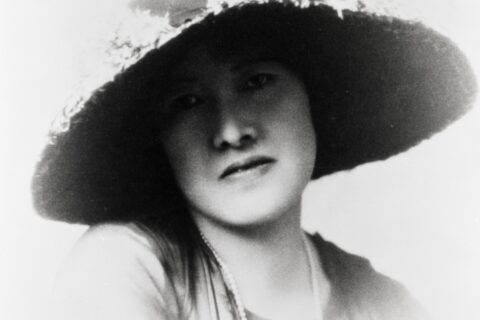 Japanese poet/writer Akiko Yosano (与謝野晶子, 1878–1942)