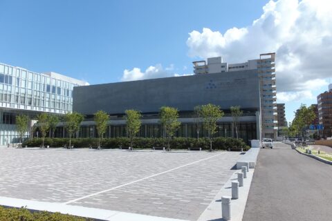 'Akita Museum of Art' is a museum of fine art located in Akita City, Japan. This architecture is designed by Tadao ANDO.