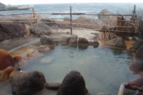 ​悪石島温泉の露天風呂