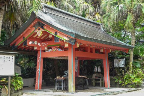 宮崎県宮崎市青島にある青島神社。手水舎。