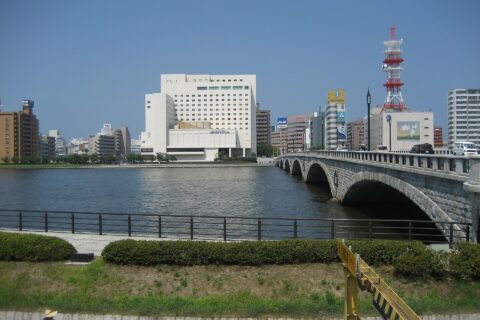 Bandai Bridge, Niigata: Bandai Bridge