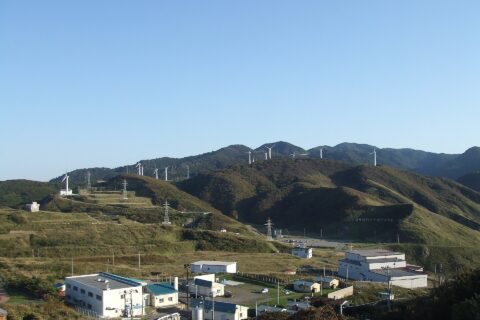龍飛崎 内陸部側にある風力発電群