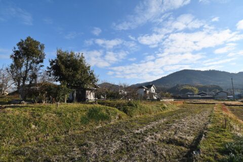茅原狐塚古墳・三輪山