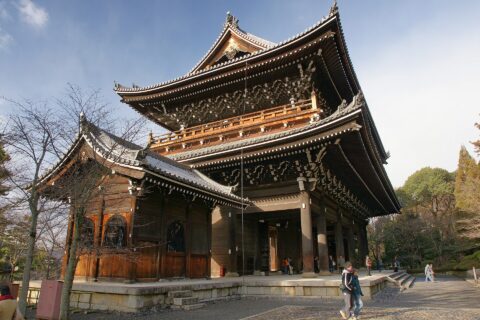 知恩院三門（国宝）, 京都府京都市東山区。1621年再建。