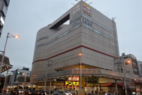 ドン・キホーテ柳ケ瀬店。岐阜市徹明通1丁目。