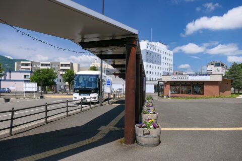 JR Hokkaido Furano Station bus stop and Furano Bus Co., Ltd. building