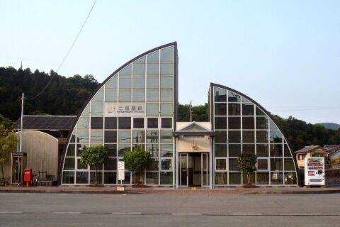 JR Central Sangū Line Futaminoura Station in Futamichō-Mitsu, Ise, Mie, Japan.