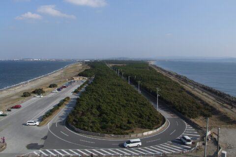 富津岬展望台（明治百年記念展望台）から見た富津岬