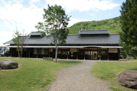五稜郭であいの館