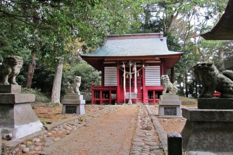 鼻節神社拝殿