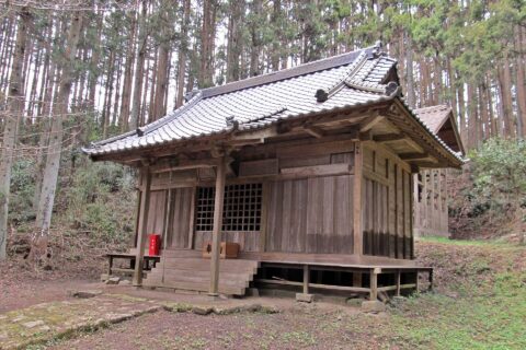 鹿島緒名太神社拝殿