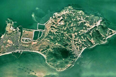 Hime-shima Island Oita prefecture Aerial photograph.1974