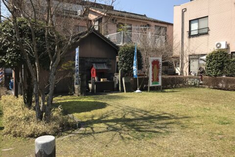 人吉駅付近の火除不動尊