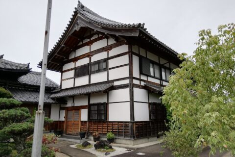 関市小屋名にある補陀山圓通寺。庫裡。