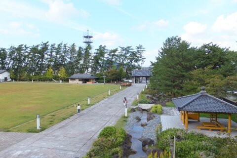 本荘公園大手門広場