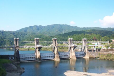 高知県 家地川ダム(佐賀取水堰)