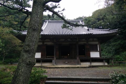 500px provided description: Former Main Hall of Tomyoji (??????) built in 1457 and relocated to the Sankeien garden in 1987 from Kyoto [#forest ,#house ,#traditional ,#Japan]