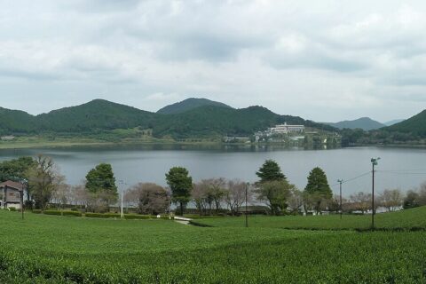 Lake Imuta-ike (Kedoin-cho Imuta, Satsumasendai City, Kagoshima Prefecture, Japan)