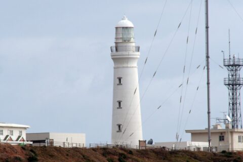 Inubozaki Lighthouse, Jan. 2007, Chiba JAPAN ; Japanese description:犬吠埼灯台遠景 2007年1月 千葉県銚子市 (投稿者自身による撮影)