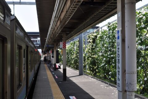 ​石和温泉駅ホーム