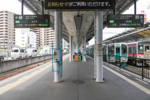 JR四国・高松駅の1・3番線プラットホーム