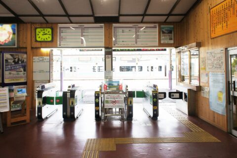 JR大糸線・信濃大町駅の改札口