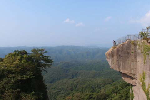 Jigou-nozoki in Mount Nokogori.