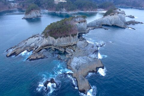 岩手県宮古市にある浄土ヶ浜。