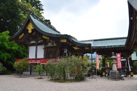 常宮神社 本殿と拝所