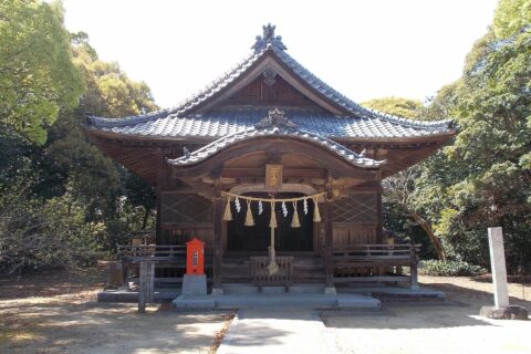 佐賀県唐津市、鏡神社の二宮。藤原広嗣公を祀っている。