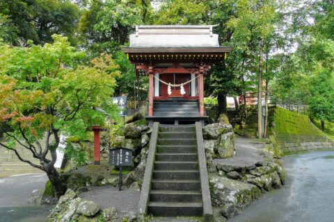 鹿児島県霧島市にある大隅国一宮・ 鹿児島神宮。境内社：天之社。