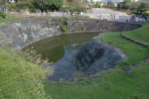 mikazukibori