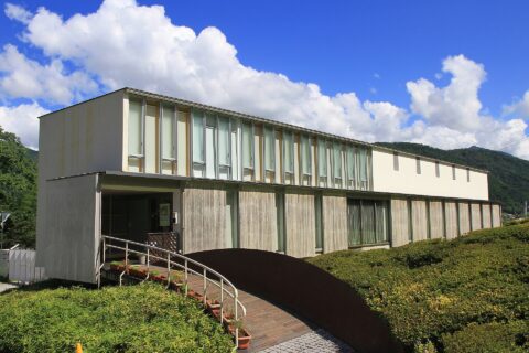 香美市立やなせたかし記念館 詩とメルヘン絵本館（高知県香美市）