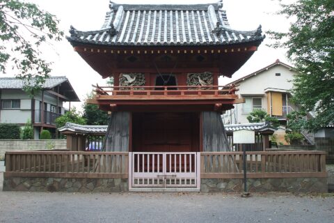 ja:埼玉県ja:川越市にあるja:喜多院の鐘楼門（ja:重要文化財）