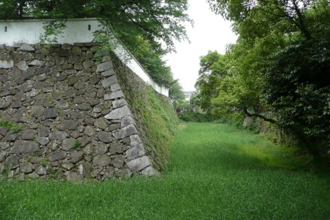 小倉城本丸の空堀