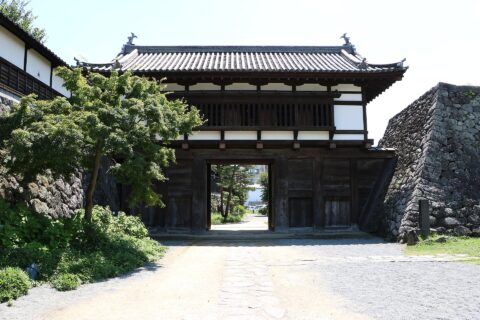 小諸城大手門表側（長野県小諸市）