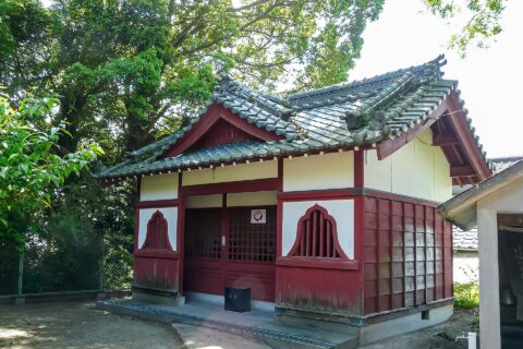 徳島県板野郡板野町にある四国八十八箇所霊場 第三番札所の金泉寺。焔魔堂。