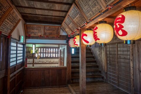 The oldest Kabuki Theatre in Japan - Kanamaruza