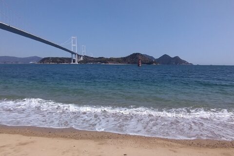 来島海峡 馬島と今治本土との間
